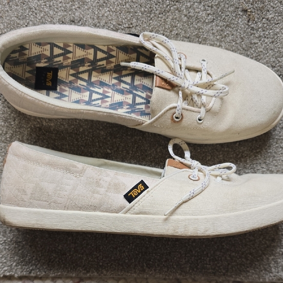 Teva Beige Canvas Casual Shoes - Picture 1 of 5